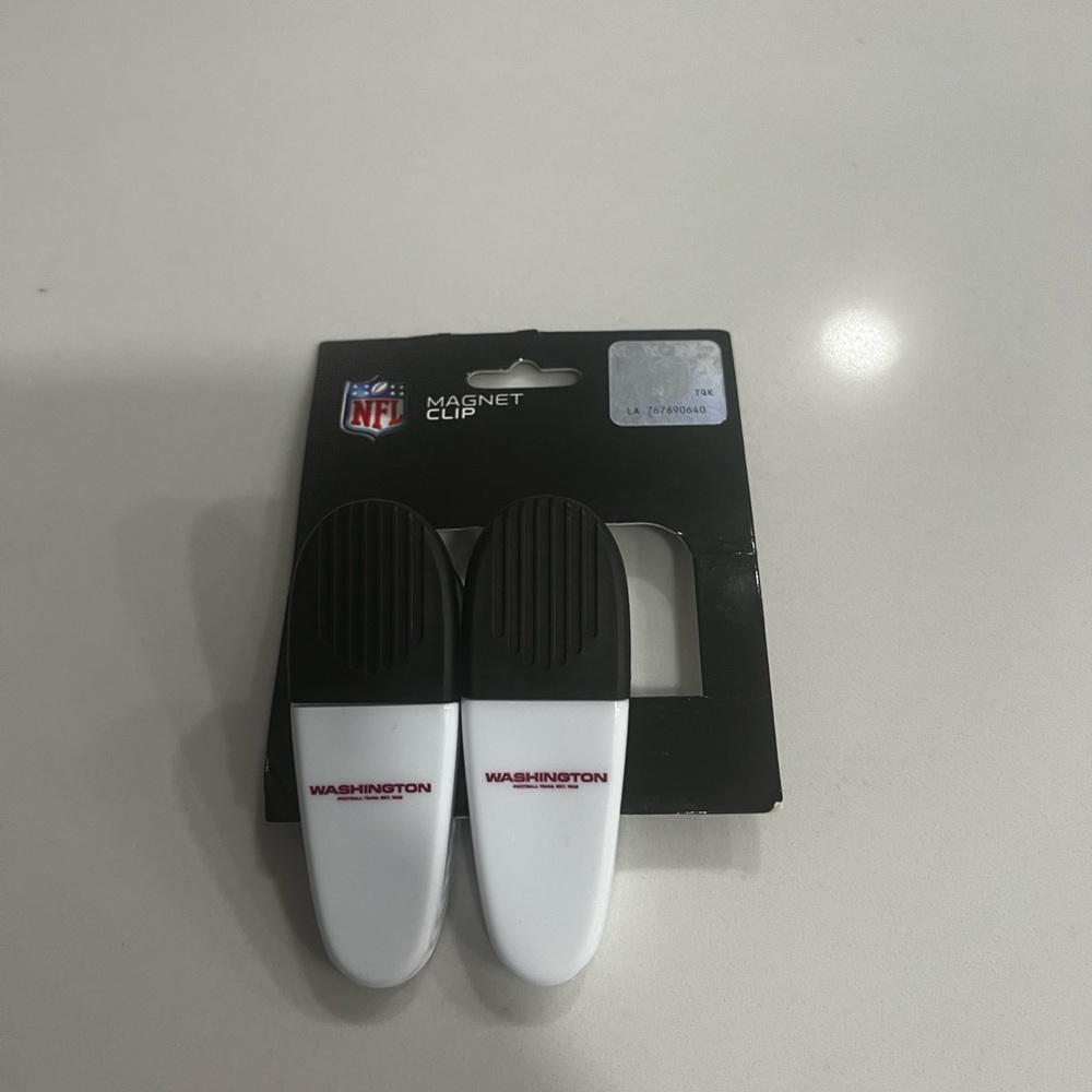 New Washington Football Team Chip Clips 2 Pack with magnetic backs